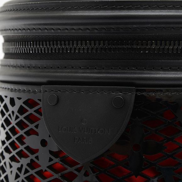 Louis Vuitton Cannes Vanity Shoulder Bag Calf Noir - Picture 2 of 10